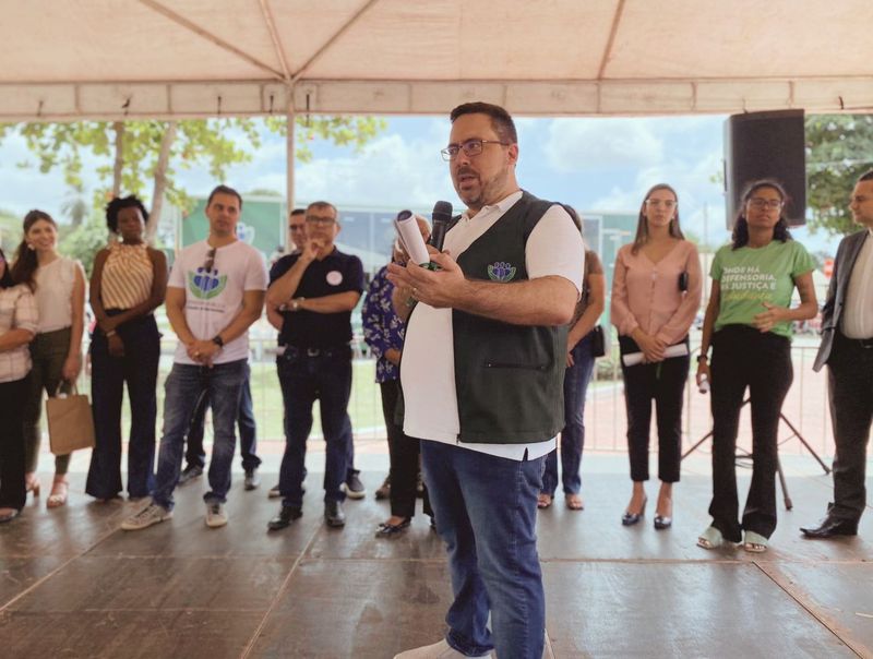 PaisagemPosse popular do defensor-geral Gabriel Furtado e seis novos defensores