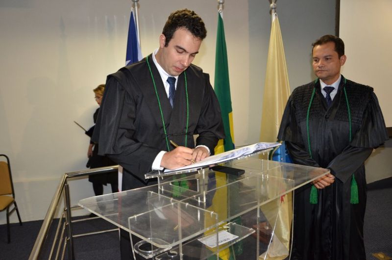 PaisagemPosse de defensores públicos I