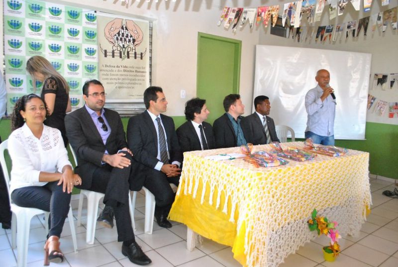 PaisagemPosse Popular de novos defensores I